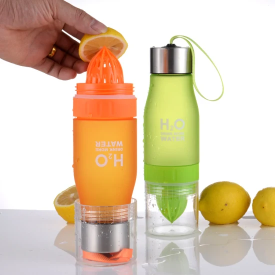 Tragbare Saft-Wasser-Tritan-Plastikflasche, Obst-Ei, Zitronenbecher